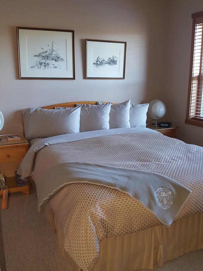 Reef Point Oceanfront Bed And Breakfast Ucluelet Extérieur photo