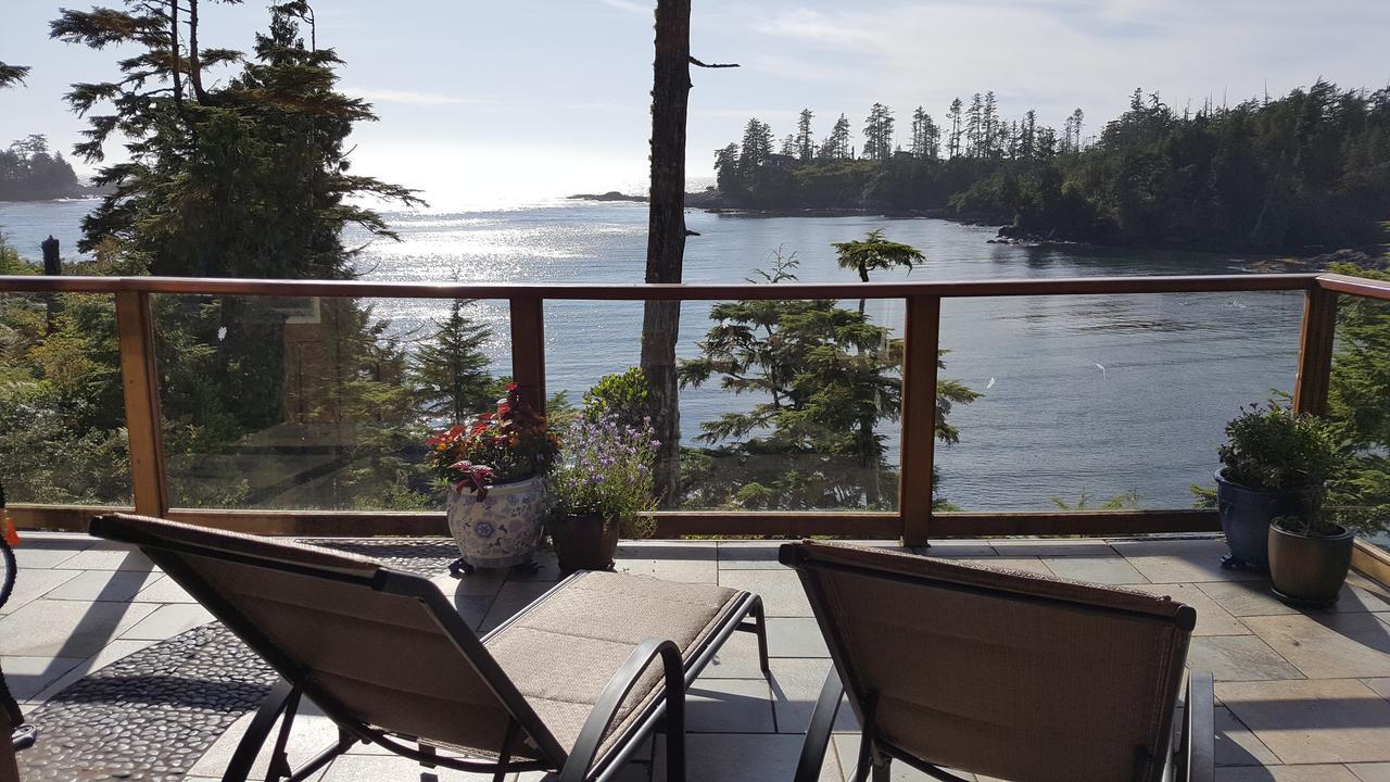 Reef Point Oceanfront Bed And Breakfast Ucluelet Extérieur photo
